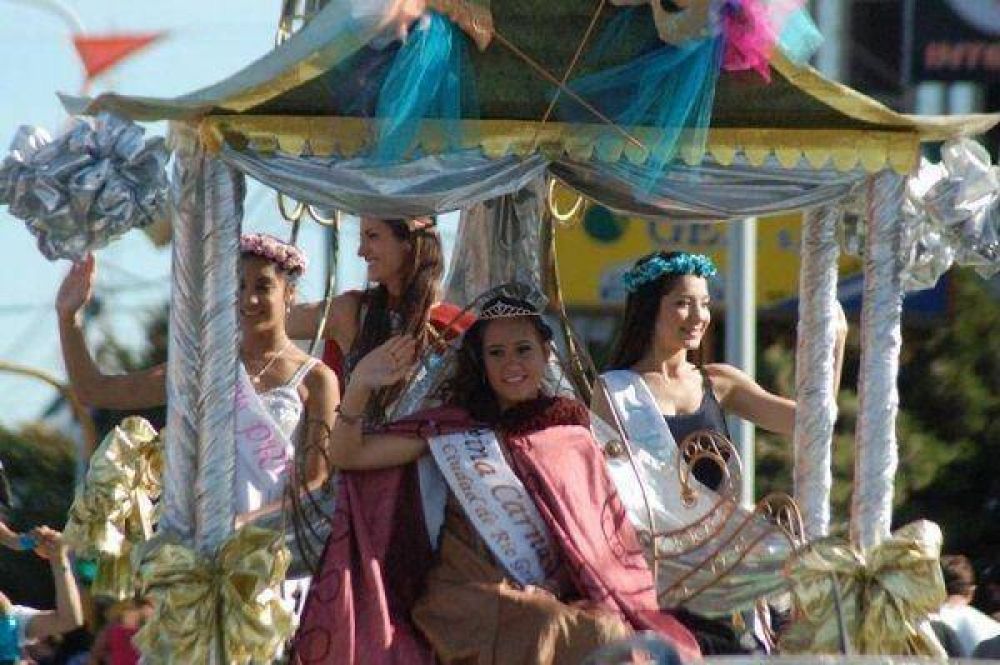 Inscriben a postulantes a Reina de la Ciudad por el 94� aniversario de R�o Grande