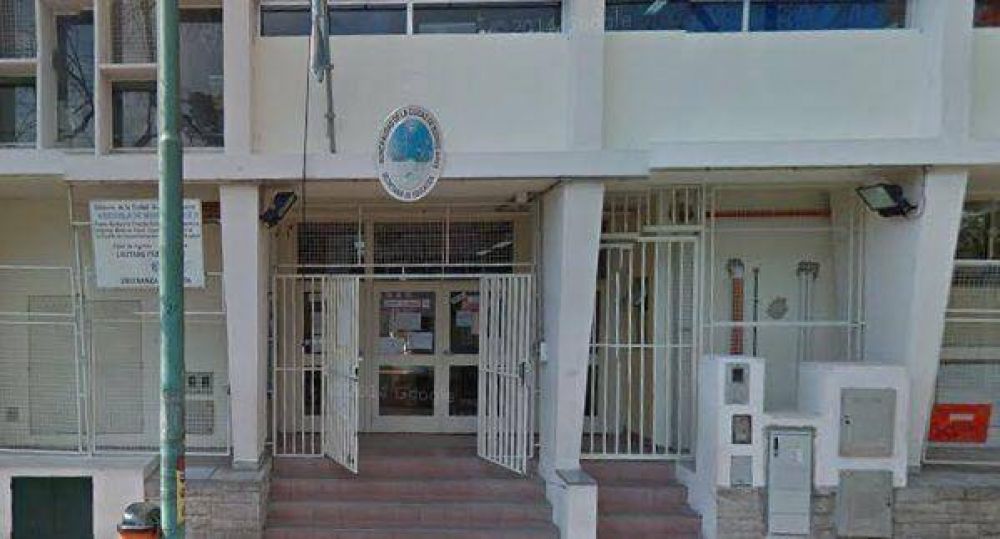 Hace 15 d�as que est�n sin gas en una escuela de Flores