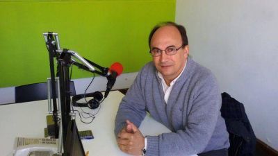 Jos� Lu�s Salom�n pre candidato a Intendente: cerr� el estudio, ped� licencia en Vialidad y pongo todo en esta campa�a, no puedo trabajar a media tintas