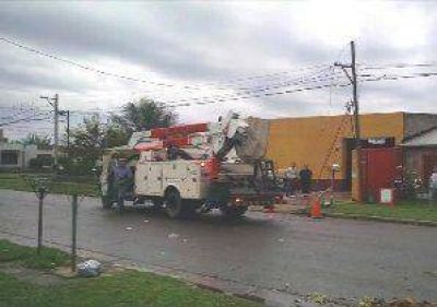 Un paro de Luz y Fuerza complica la soluci�n a los cortes