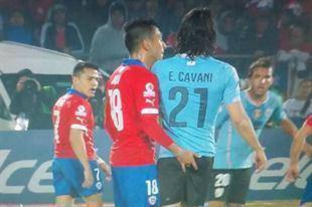 La Conmebol le abrirá un expediente disciplinario a Gonzalo Jara, tras agredir a Cavani