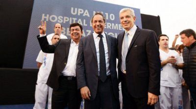 Dom�nguez y Espinoza, junto a Scioli en un acto en Berazategui