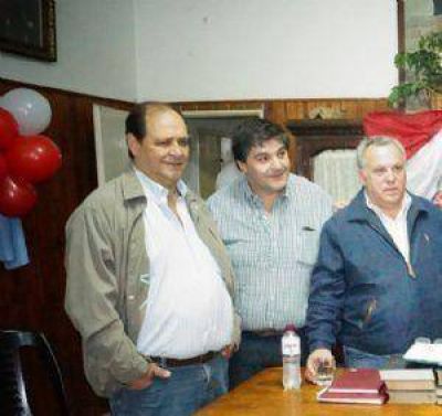 Las autoridades del comit� radical con presencia en las tres listas
