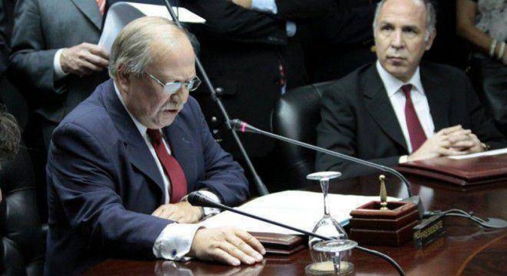 Sospechan que hubo un acuerdo entre Lorenzetti y Zannini para echar a Cabral
