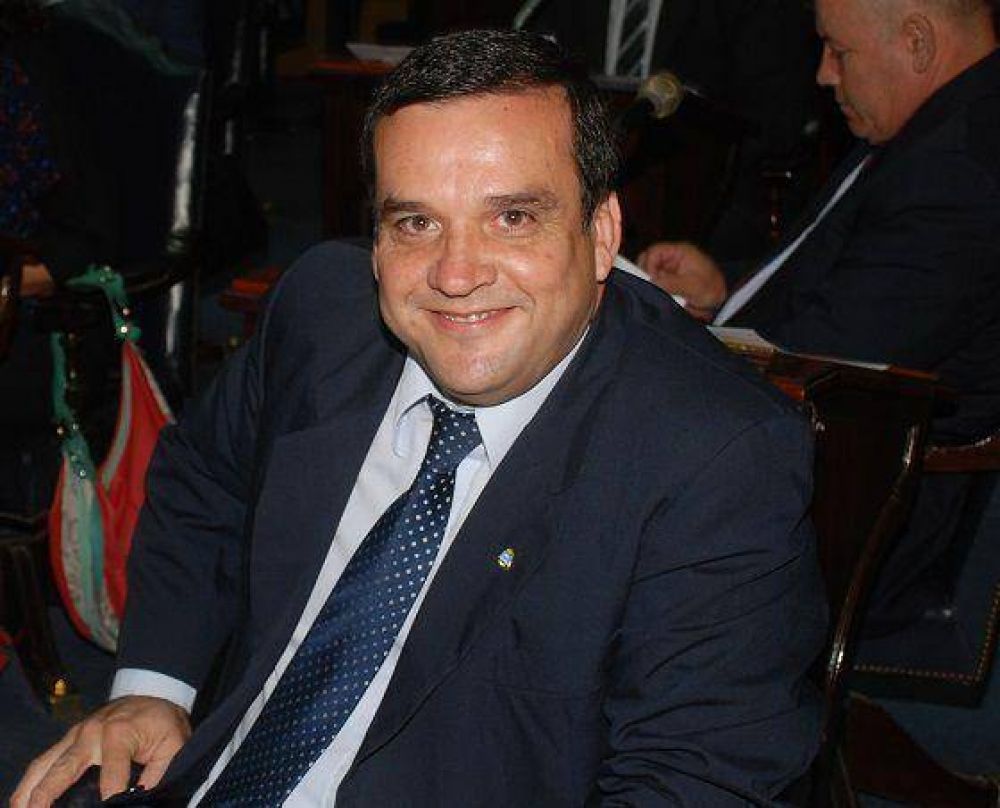 �Las facciones del P.J. tienen de reh�n las instituciones y los empleados por la disputa de la presidencia en los concejos deliberantes�