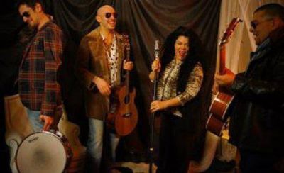 Kaya & The Cruceros en el ciclo 