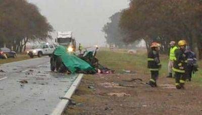 Cuatro muertos en un choque en la ruta 188	