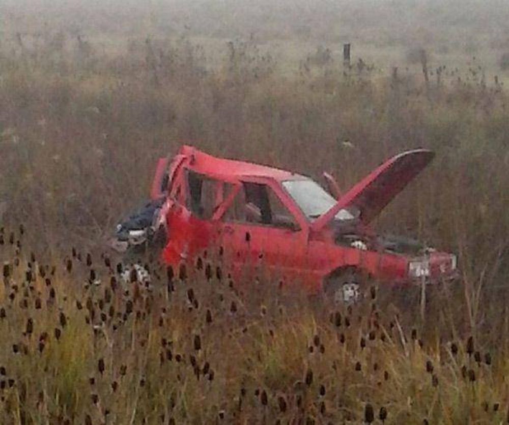 Olavarrienses accidentados en Ruta 51 a 20kms de Tapalqu�