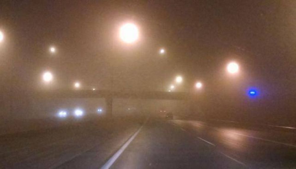 La neblina invade la ciudad de C�rdoba y genera el cierre del aeropuerto