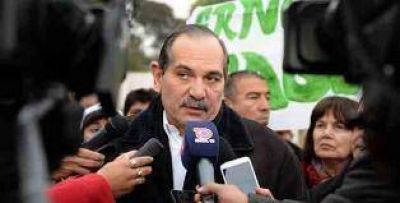 Seg�n Alperovich, hay municipios que usan el erario para campa�a