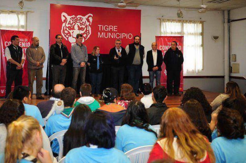 Tigre firm� convenio con los Scouts