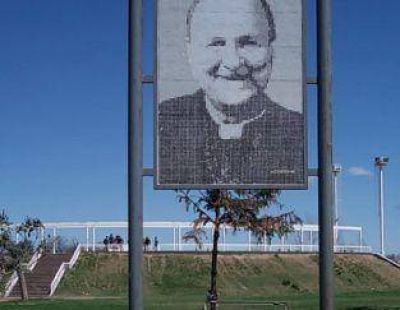 Jornada por la unidad de los pueblos en el Parque de la Ciudad