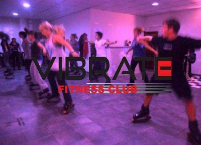 Denuncian que gimnasios funcionan sin control causando serios trastornos a vecinos