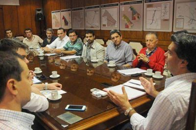 Gobierno y empresarios analizaron aspectos claves en los c�digos de construcci�n