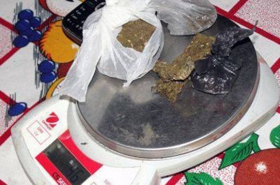Secuestro de droga en Puerto Vilelas tras allanar varias viviendas