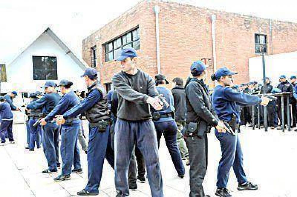 Abren nueva inscripci�n de aspirantes a la Polic�a Local