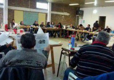 Los docentes paran, pero igual se re�nen hoy con el Gobierno 