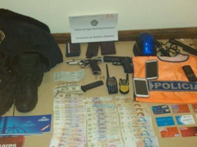Detuvieron a falsos polic�as que intentaron cometer una entradera
