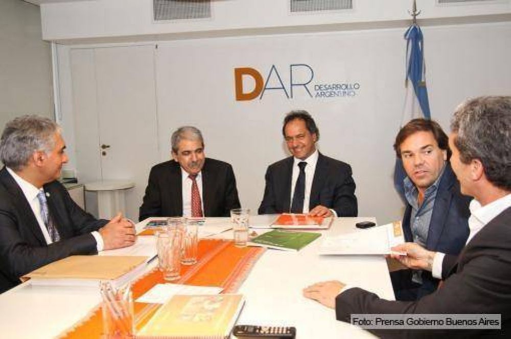 Scioli analiz� temas de la campa�a bonaerense con An�bal Fern�ndez