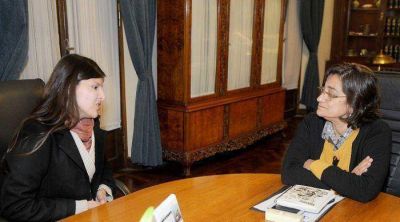 Luc�a recibi� a Itat�