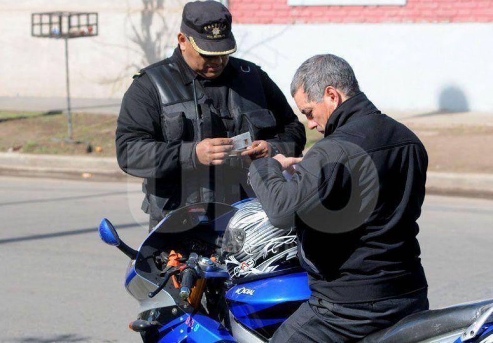 Hubo 250 veh�culos retenidos y 3 detenidos en la �ltima semana