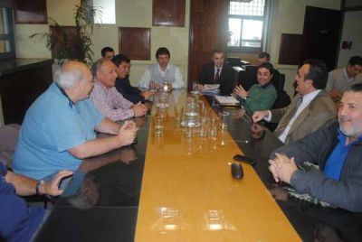 Paritarias: La Intersindical se reuni� nuevamente con el Ejecutivo Provincial