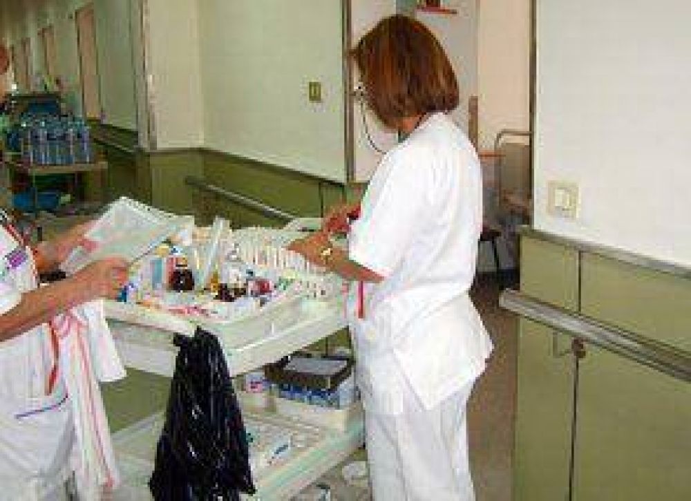 El Gobierno y los gremios analizan vacantes en Salud