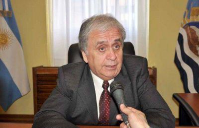Cant�n habl� sobre el futuro de Santa Cruz, el Pa�s y el conflicto municipal