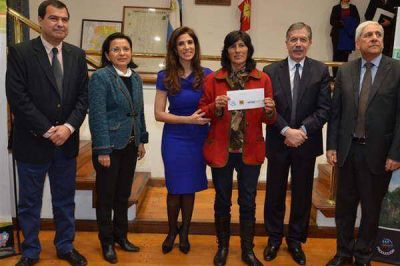 El Gobierno otorg� $ 7 millones a comunidades de pueblos originarios