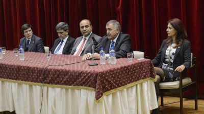 Manzur, Jaldo y Yedlin expusieron sus propuestas en Econ�micas