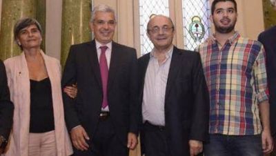 Apoyo de radicales para la candidatura de Dom�nguez