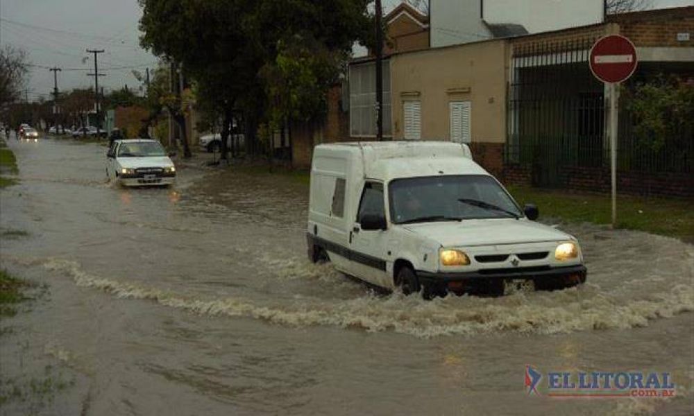 Tras la tormenta continuaron las obras de limpieza y la asistencia a los afectados