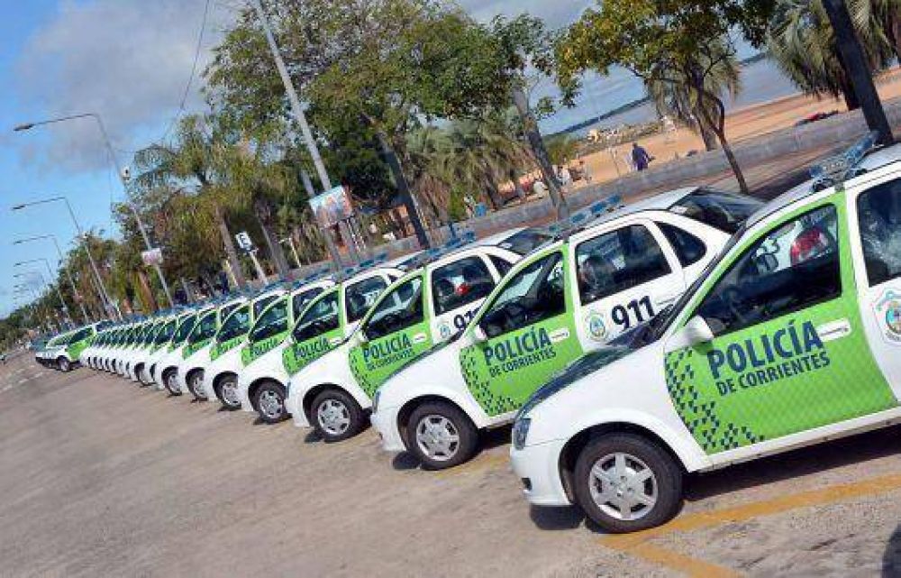 El Gobierno provincial entrega 130 nuevos veh�culos a la Polic�a