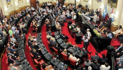 Una variada propuesta para las 70 bancas de la Unicameral