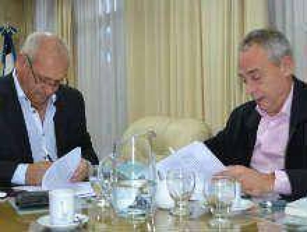 Seguir�n atendiendo a pacientes sin obra social