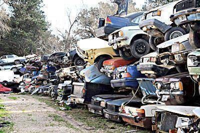 M�s de 3.600 veh�culos retirados de la v�a p�blica fueron compactados
