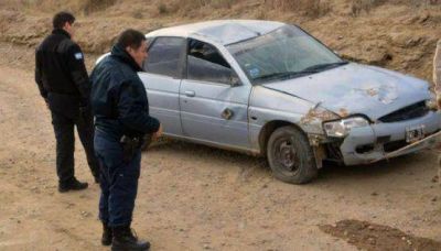 Caleta Olivia: Vuelco en zona de Chacras dej� dos menores y un adulto hospitalizados.