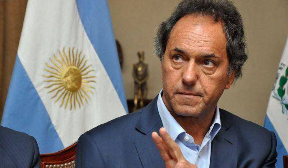 Diques, viviendas y dos megaobras en el acta a firmar con Scioli