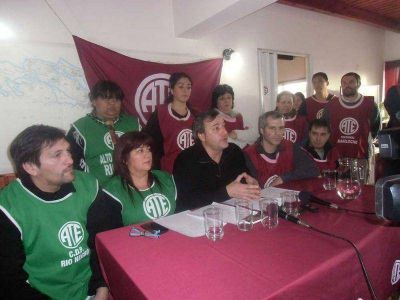 Para ATE, el decreto firmado por Weretilneck es una trampa y un verdadero enga�o para miles de estatales