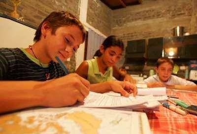En el reinicio de las clases, se refuerza el h�bito del estudio.