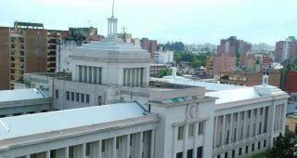 El paro de empleados judiciales se cumplir� de manera parcial en Tucum�n