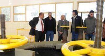 En El Cadillal, producen ocho millones de litros de agua por hora