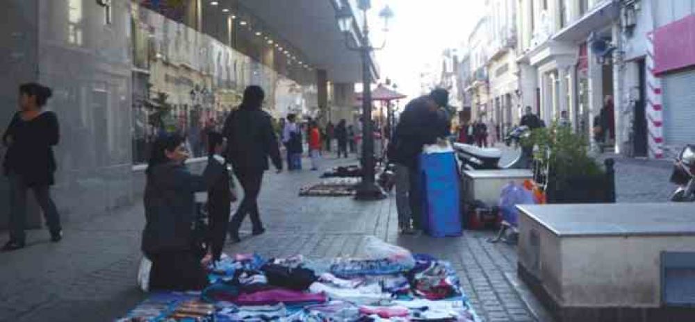 Barrios pide m�s control sobre el comercio ilegal 
