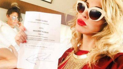 Stefy Xipolitakis: 