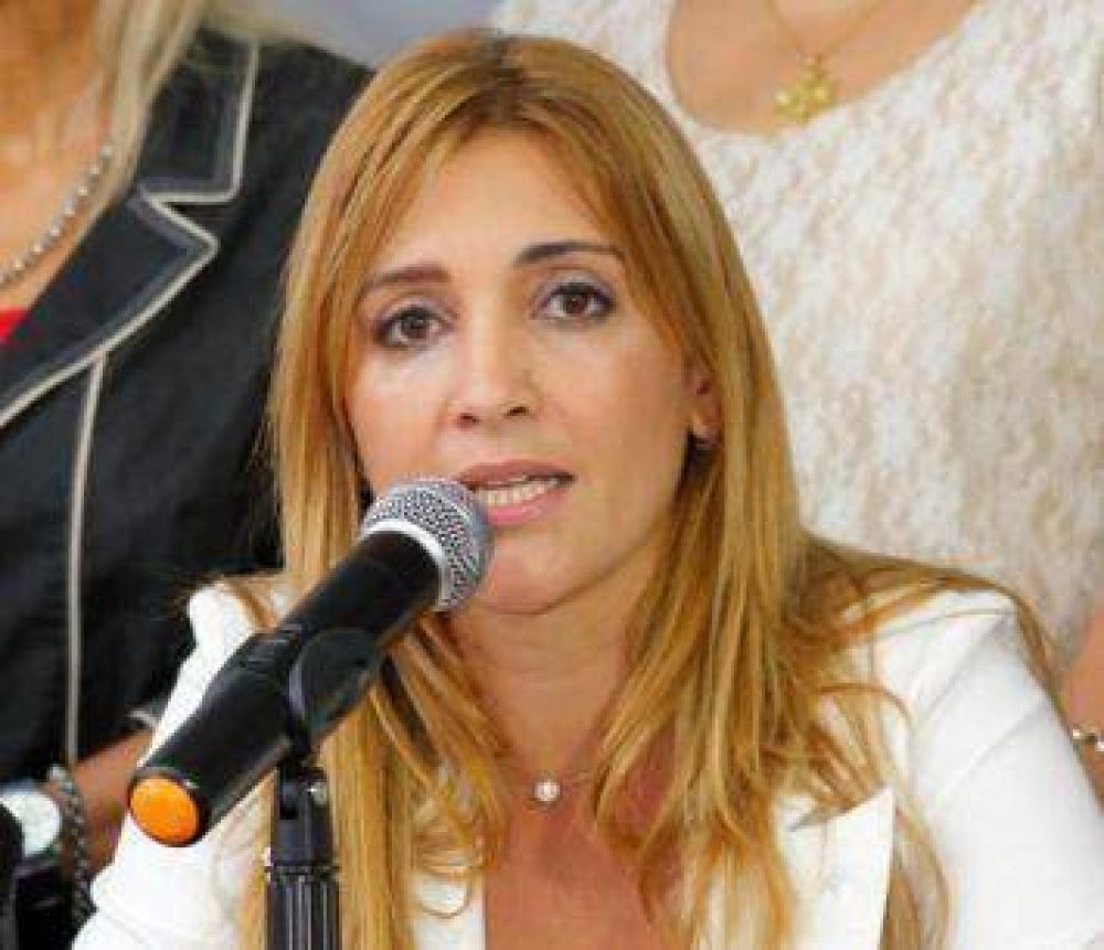 Claudia Panzardi: 