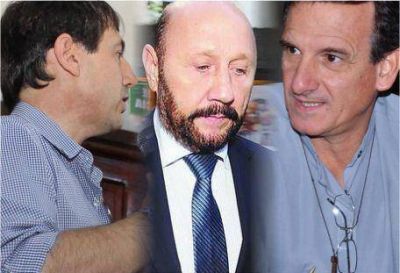 Naidenoff respald� al Obispo Canecin: �los gobiernos que se hacen los distra�dos ante el avance de la droga son c�mplices y facilitadores�