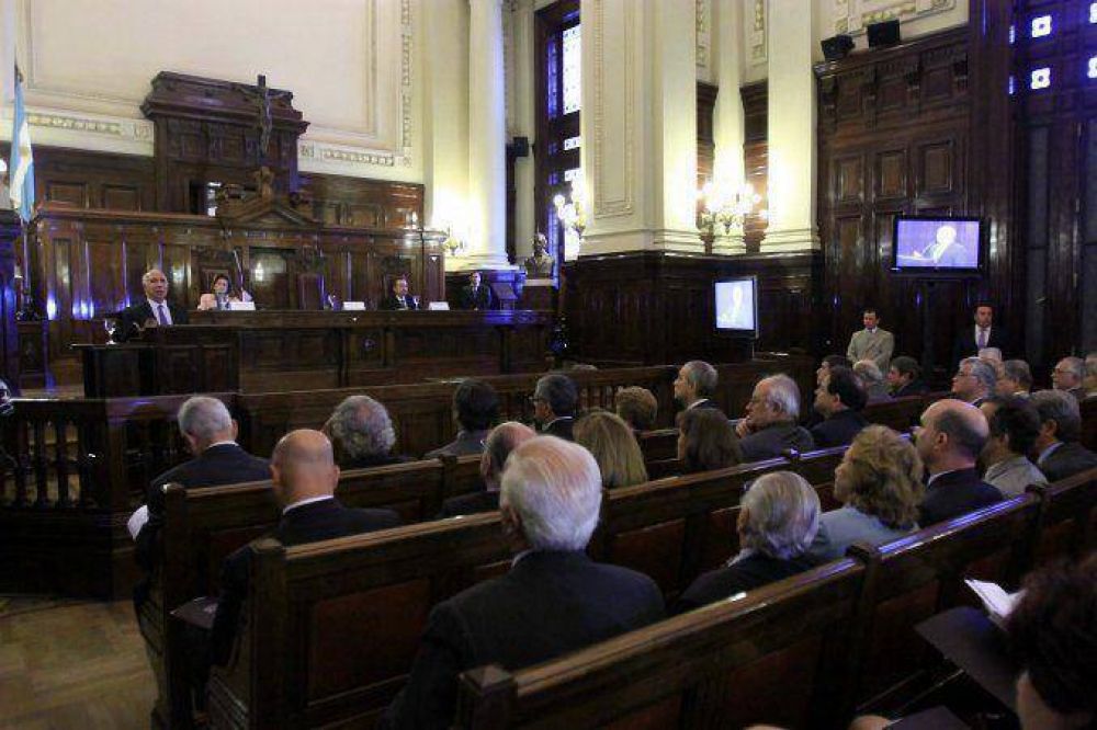 La Corte convoc� a las C�maras de Apelaciones por los jueces subrogantes