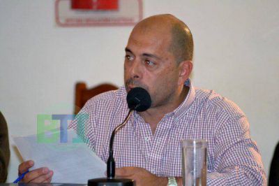 C�rdenas propone una campa�a pol�tica que no ensucie la ciudad