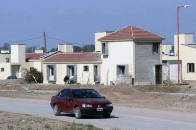 Anuncian la entrega de las viviendas Lomas del Golf antes de fin de a�o