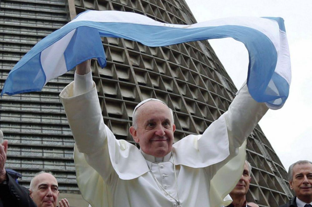 Bolivia ofrece albergue gratuito para 8800 fieles que vayan a ver al papa Francisco